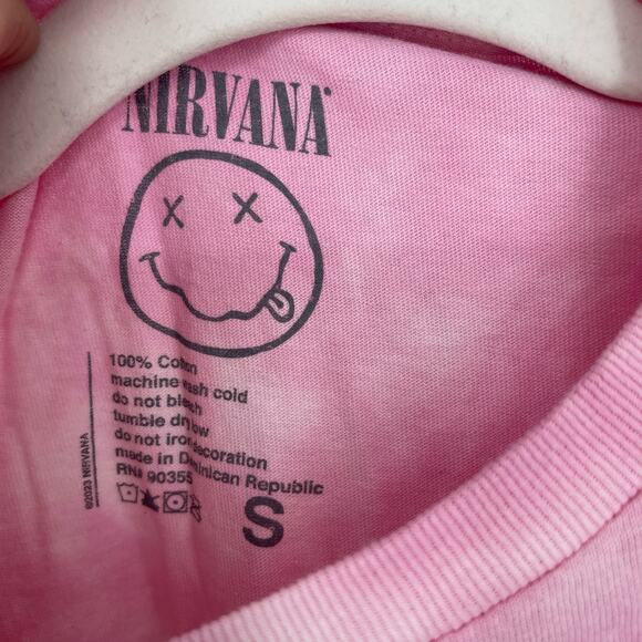 Officially Licensed Nirvana Nevermind Smiley Grunge Tee Pink Tie Dye Small NWOT - Picture 5 of 6